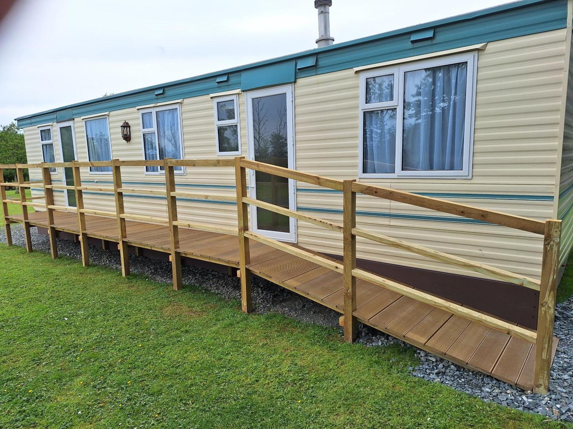 Thornbury Holiday Park Hotel Room photo